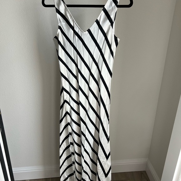 Loft Ann Taylor dress 8 Petite - Picture 3 of 3